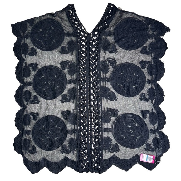 NWT Vince Camuto Black Lace Swimsuit Cover Up. One Size - Picture 3 of 9